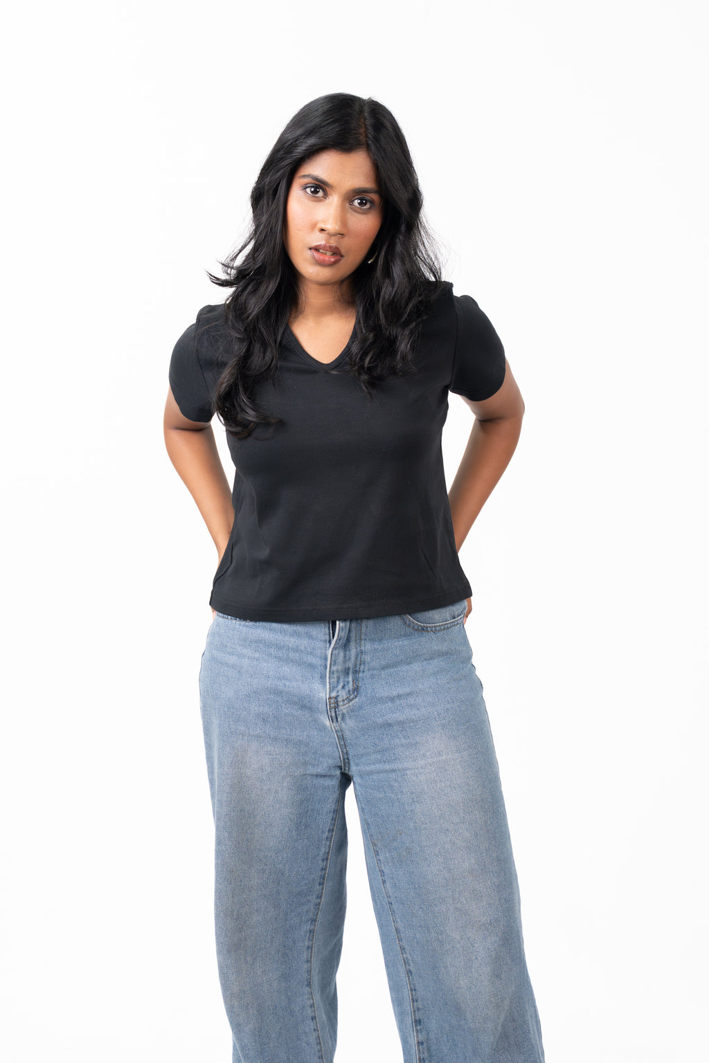 V-Neck Sleeve - Raven Black