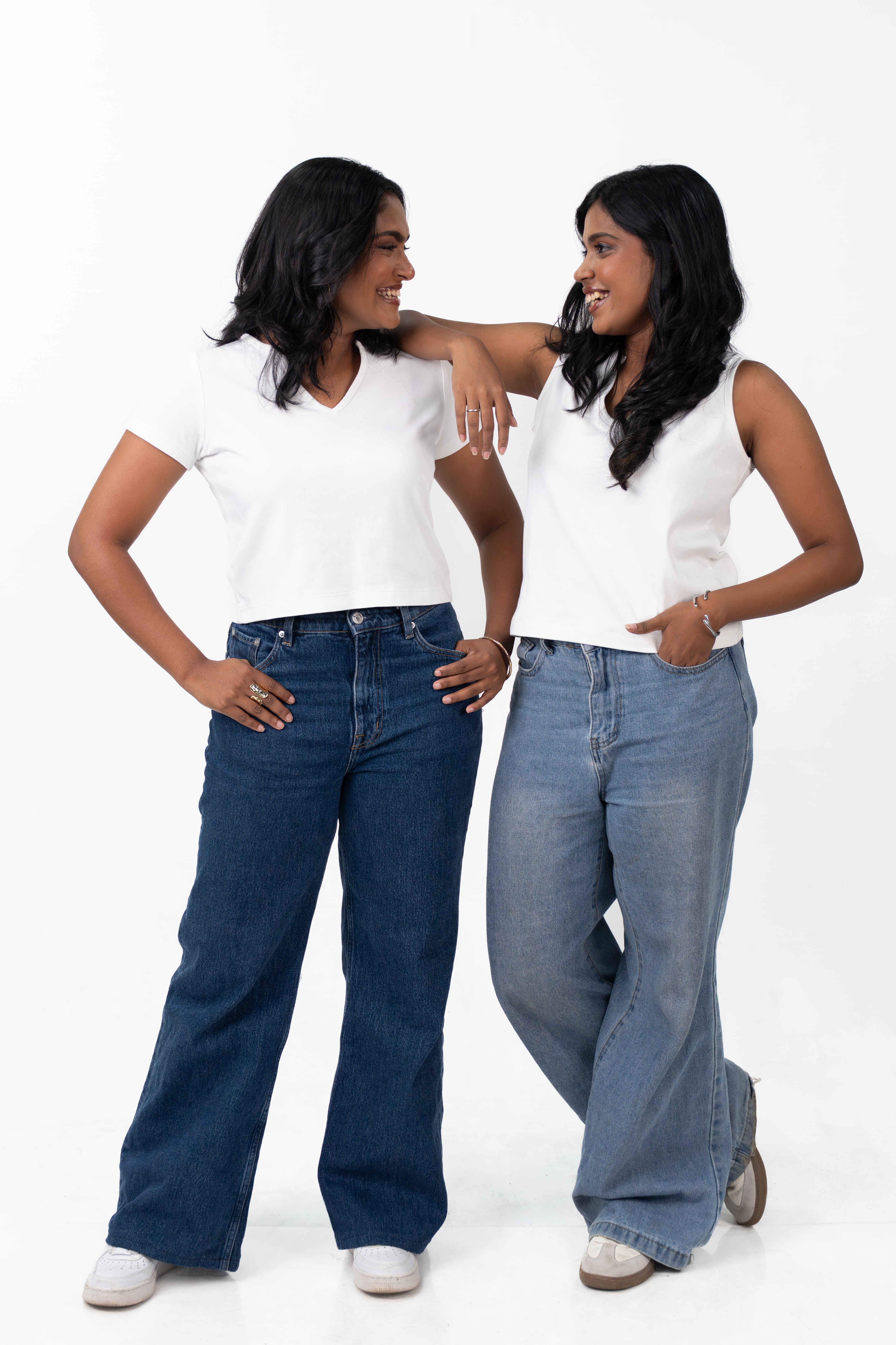 V-Neck Sleeve - Pure White